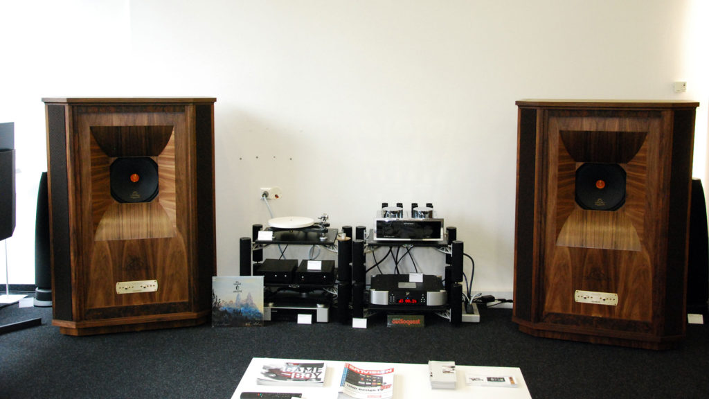 Tannoy Westminster Royal GR mit Einstein The Amp Ultimate, Rega RP10, Rega Aria und Moon 750D