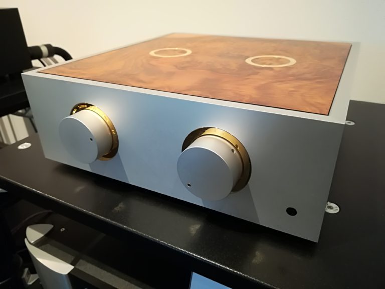 The Bespoke Audio Company Passive PreAmplifier soundhome